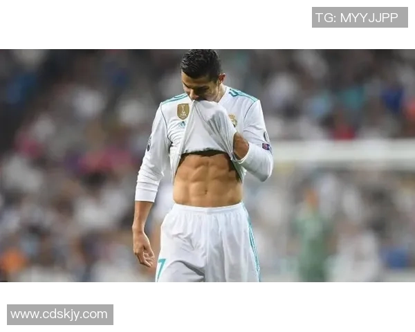 足球巨星风采全解析：从梅西到C罗的成长历程与荣耀时刻